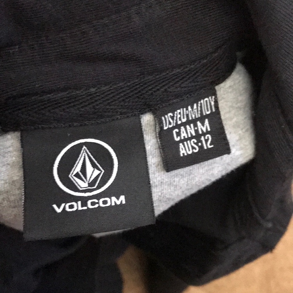 Boys polo volcom size medium - Picture 3 of 3